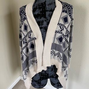 Pink Republic Blue/White Aztec Print Cardigan-Med